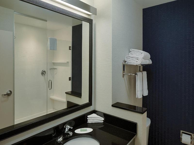 Fairfield Inn & Suites Columbus Airport image