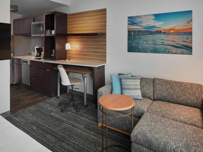 TownePlace Suites Fort Myers Estero image