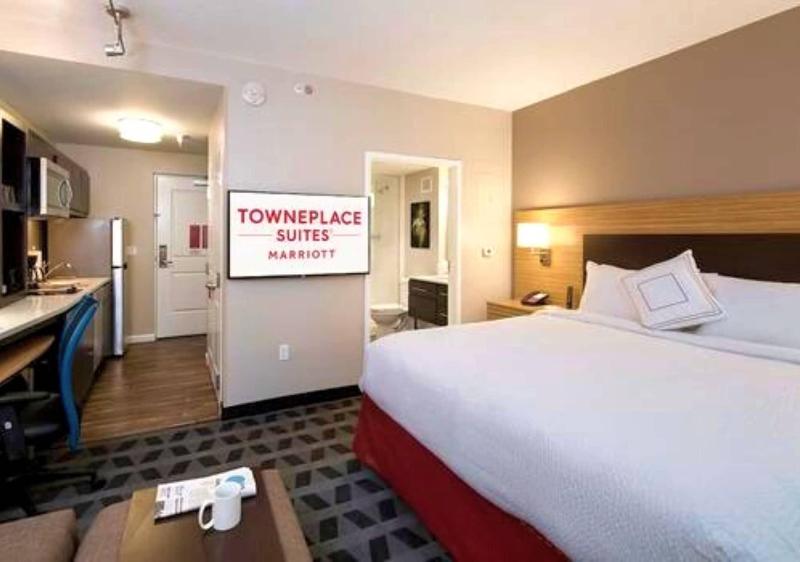 TownePlace Suites Fort Myers Estero image