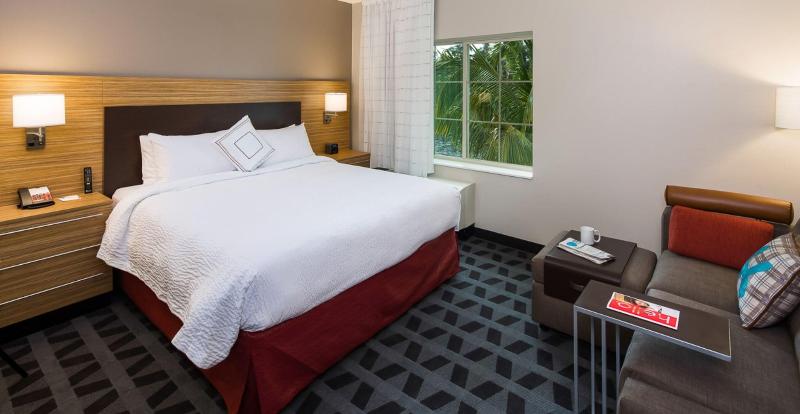 TownePlace Suites Fort Myers Estero image