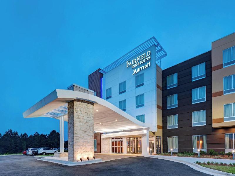 Fairfield Inn & Suites Dublin image