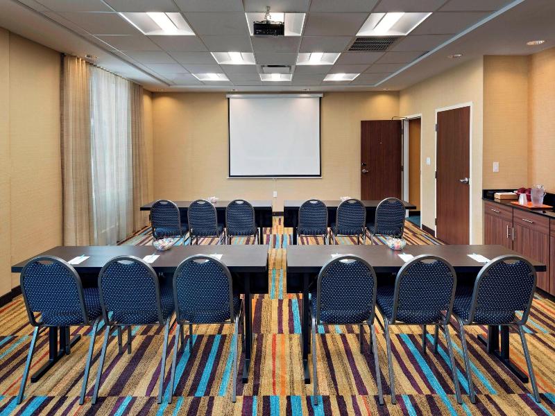 Fairfield Inn & Suites Dublin image