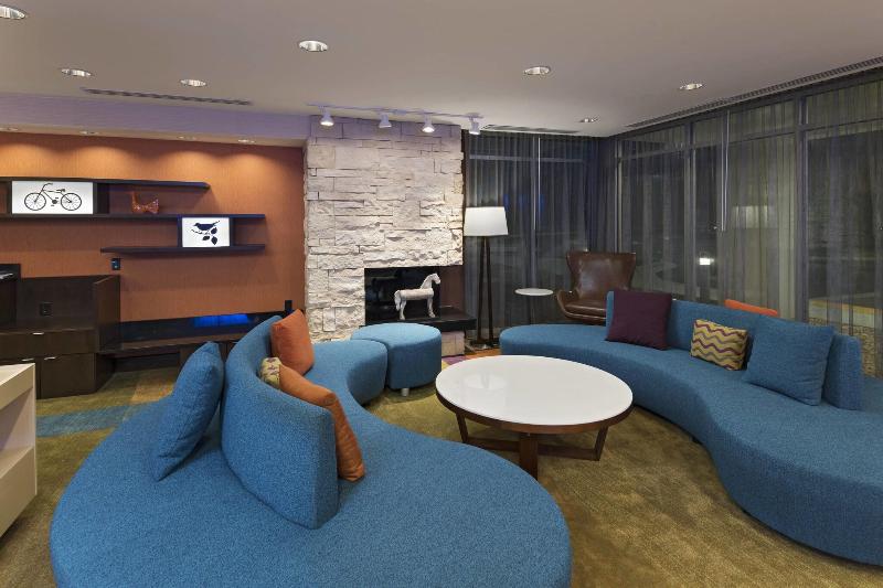 Fairfield Inn & Suites Dublin image