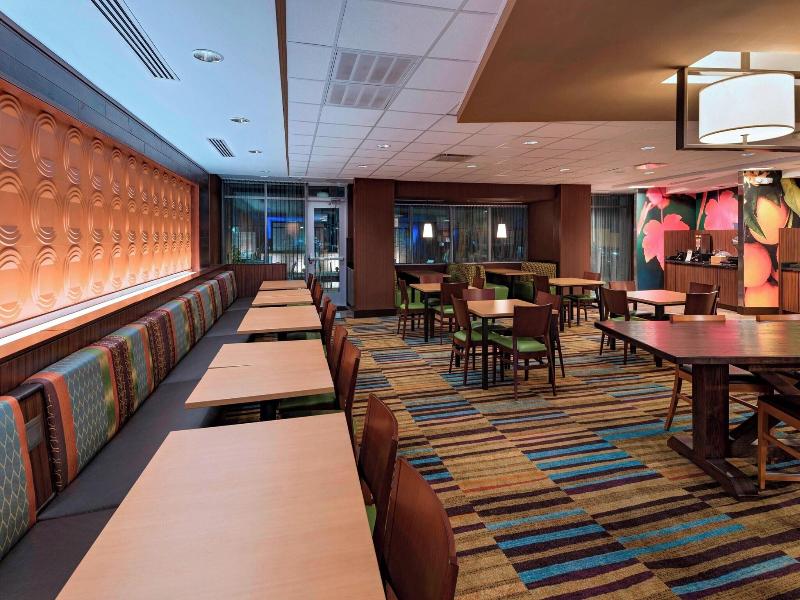 Fairfield Inn & Suites Dublin image