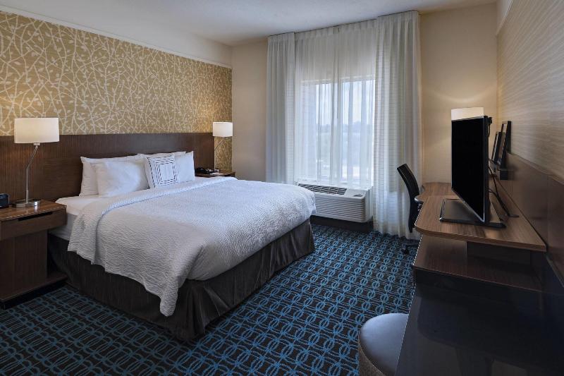 Fairfield Inn & Suites Dublin image