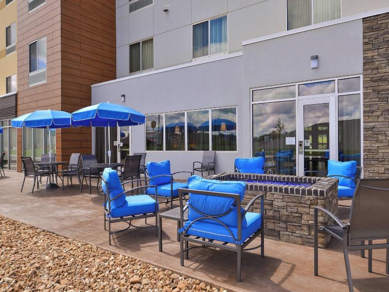 Fairfield Inn & Suites Warrensburg