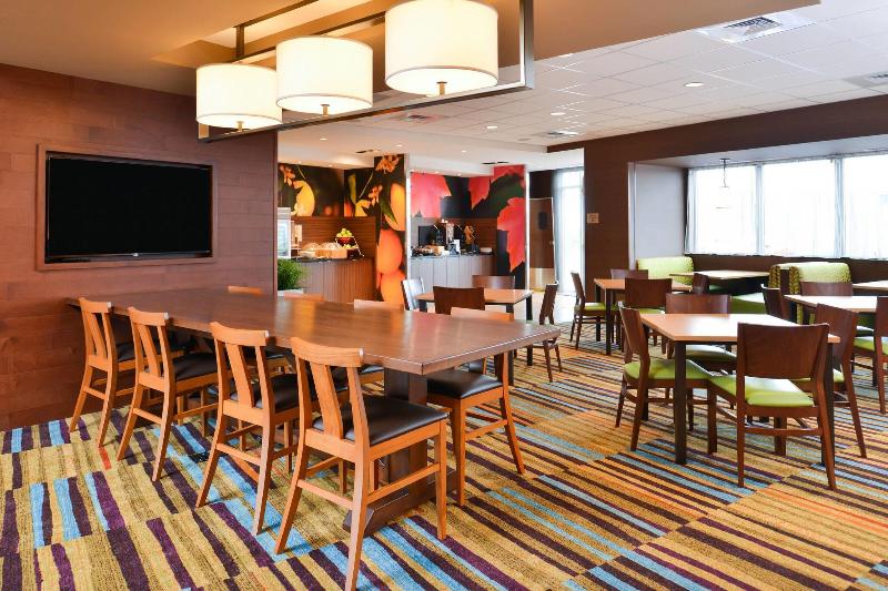Fairfield Inn & Suites Warrensburg image