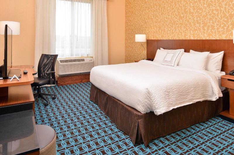 Fairfield Inn & Suites Warrensburg image