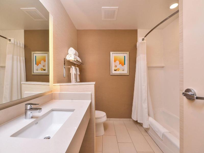 Fairfield Inn & Suites Warrensburg image