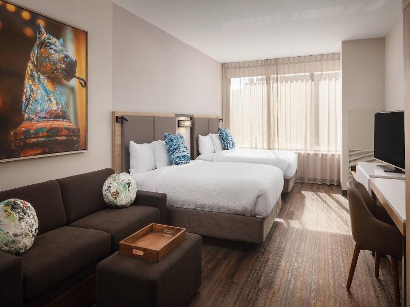 SpringHill Suites New Orleans Downtown/CanalStreet image