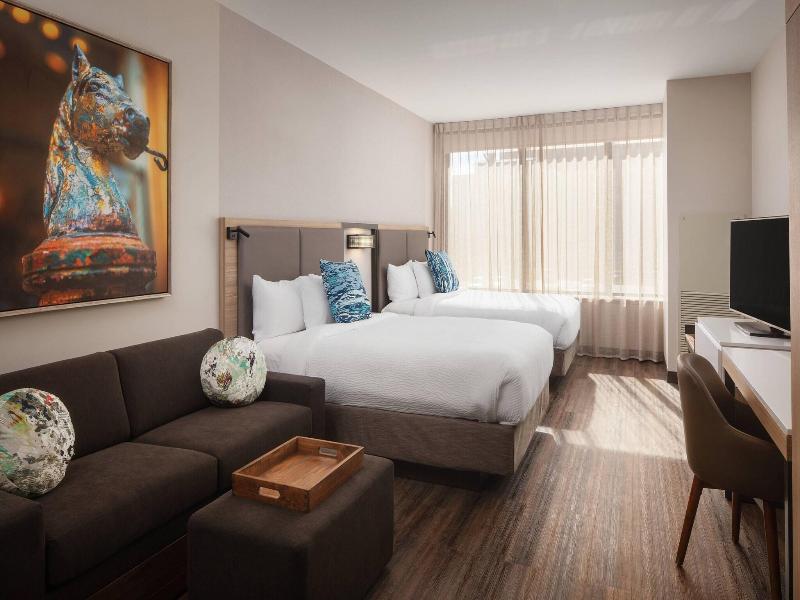SpringHill Suites New Orleans Downtown/CanalStreet image