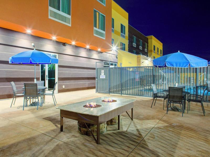 Fairfield Inn & Suites Bakersfield North/Airport