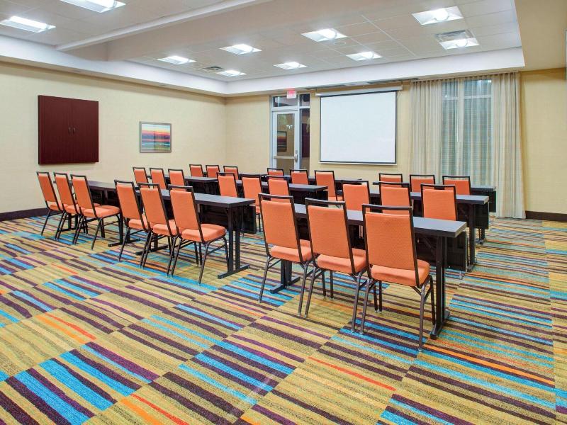 Fairfield Inn & Suites Bakersfield North/Airport