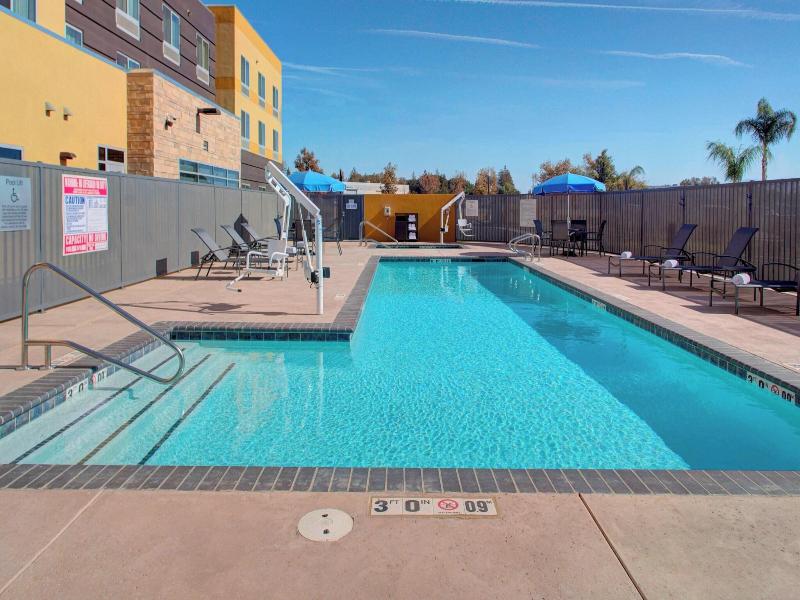 Fairfield Inn & Suites Bakersfield North/Airport