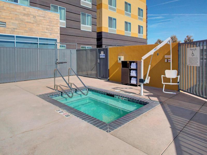 Fairfield Inn & Suites Bakersfield North/Airport