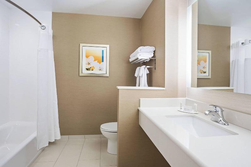 Fairfield Inn & Suites Belle Vernon image