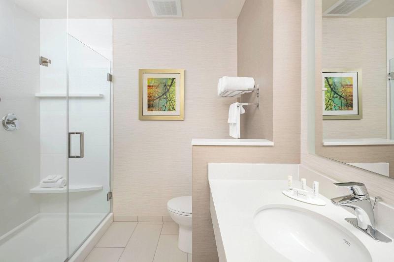 Fairfield Inn & Suites North Bergen image