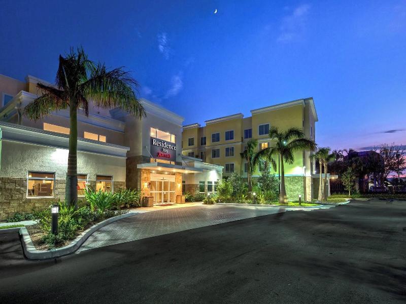Residence Inn Ft Lauderdale Pompano Beach Central image