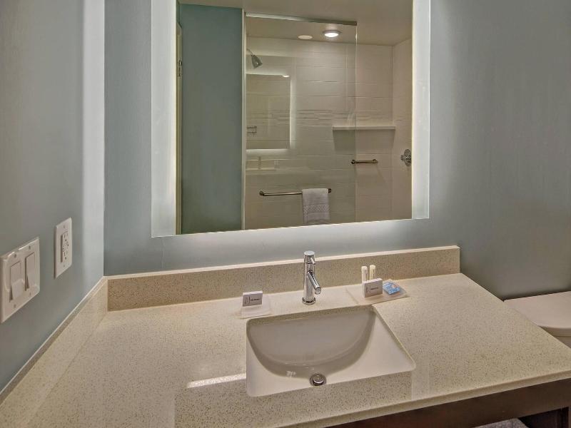 Residence Inn Ft Lauderdale Pompano Beach Central image