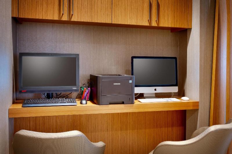 Springhill Suites Salt Lake City-South Jordan image