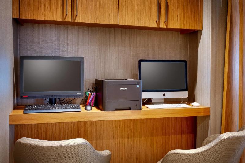 Springhill Suites Salt Lake City-South Jordan image
