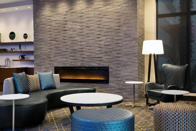 Fairfield Inn &Suites Daytona Beach Speedway/Airpt image