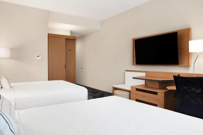 Fairfield Inn &Suites Daytona Beach Speedway/Airpt image