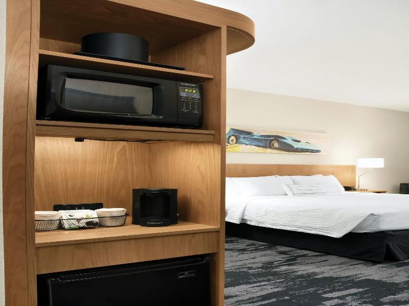 Fairfield Inn &Suites Daytona Beach Speedway/Airpt image
