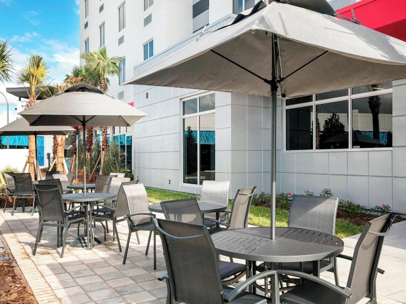 Fairfield Inn &Suites Daytona Beach Speedway/Airpt image