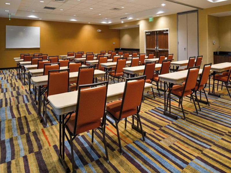 Fairfield Inn & Suites Orlando East/Ucf Area image