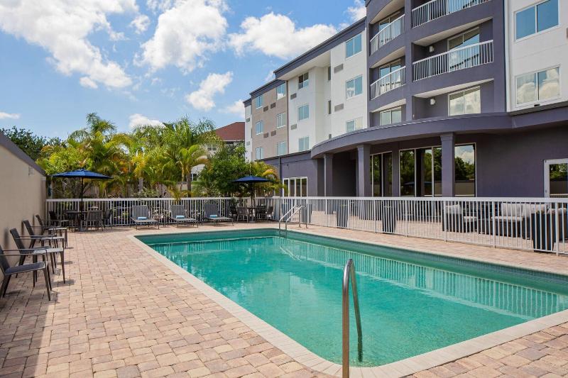 Courtyard Tampa Oldsmar image