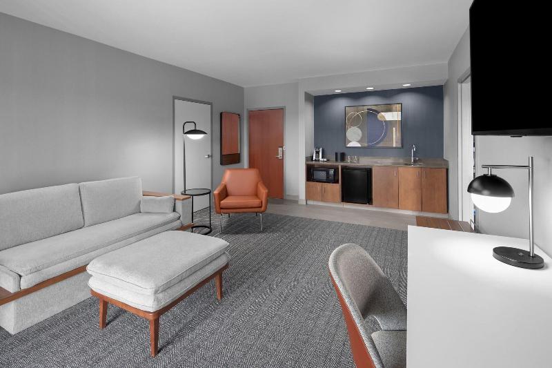 Courtyard Tampa Oldsmar image