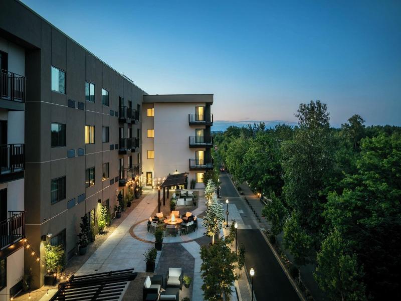 Courtyard Corvallis