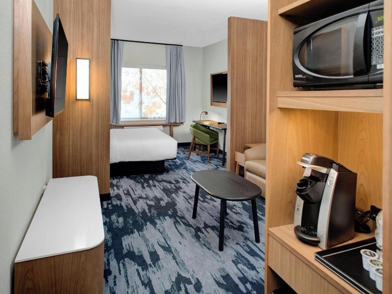 Fairfield Inn & Suites Roanoke Salem image