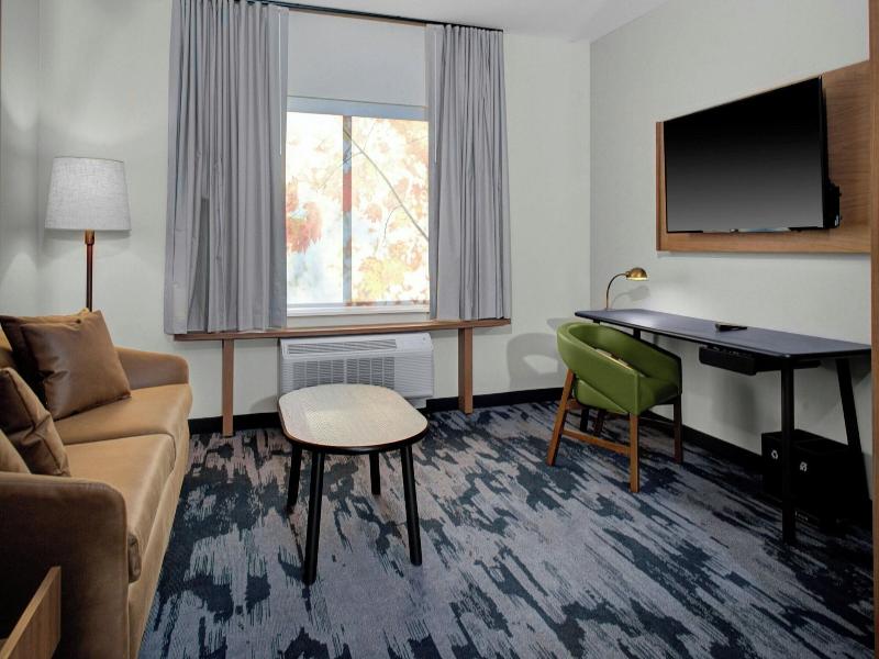 Fairfield Inn & Suites Roanoke Salem image