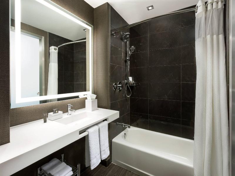 Ac Hotel New York Times Square image