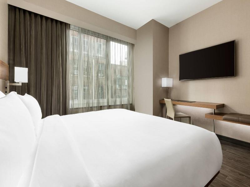 Ac Hotel New York Times Square image