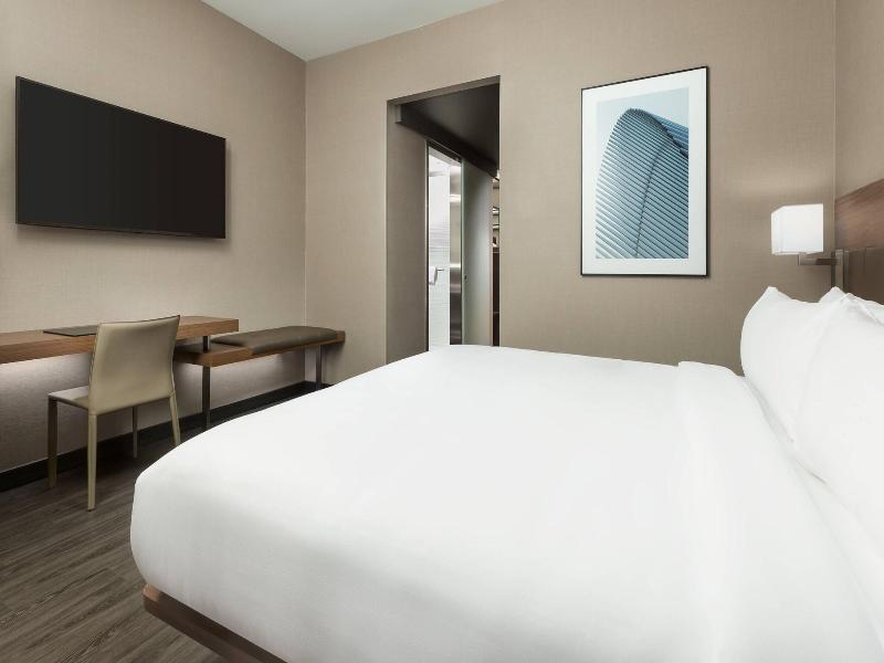 Ac Hotel New York Times Square image