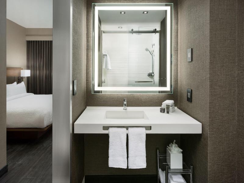Ac Hotel New York Times Square image