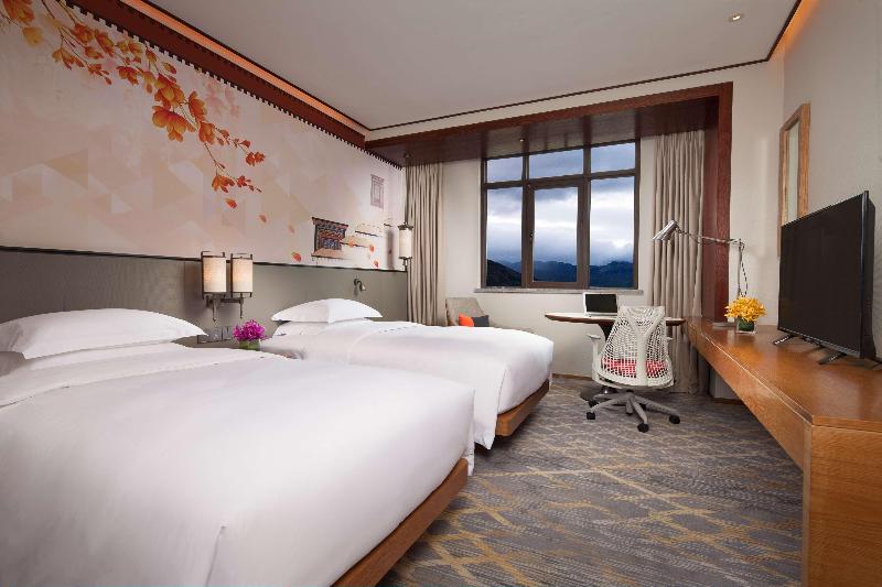 Hilton Garden Inn Shangri-La, China image