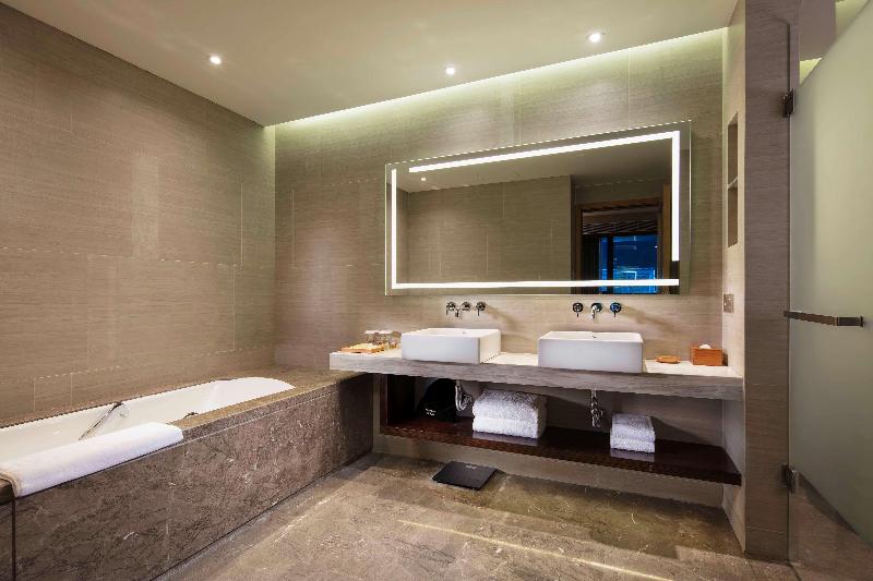 Hilton Garden Inn Shiyan, China image