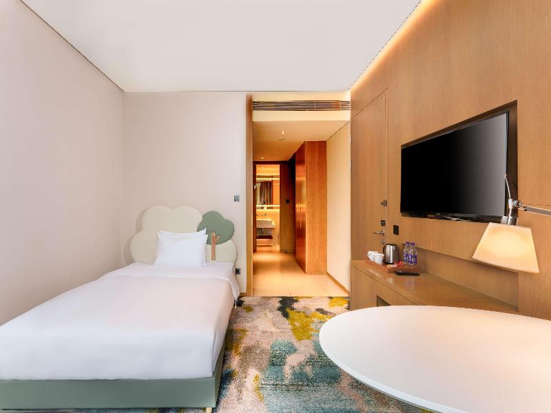 Hilton Garden Inn Hangzhou Luniao, China image