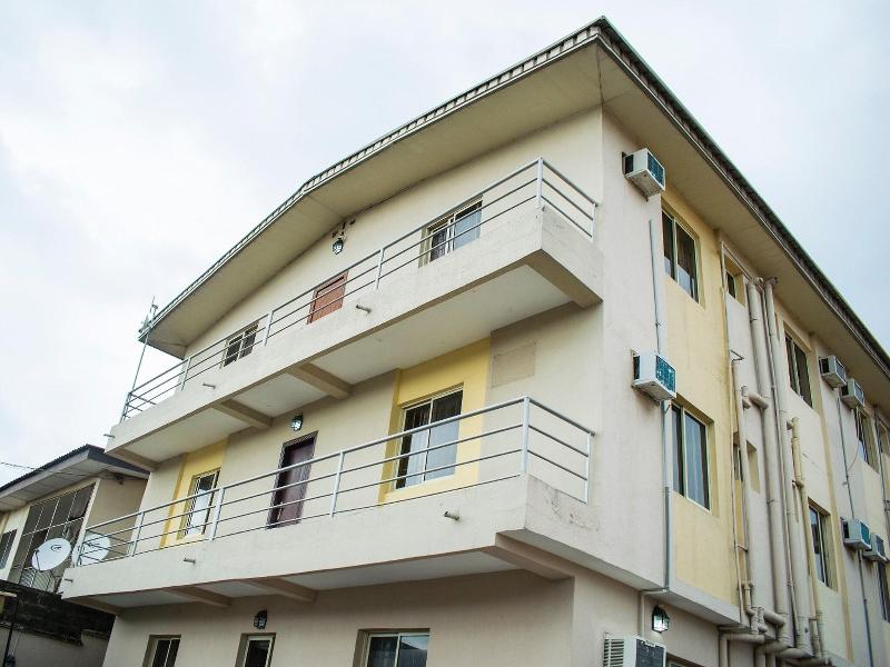 Maxton Suites Magodo image