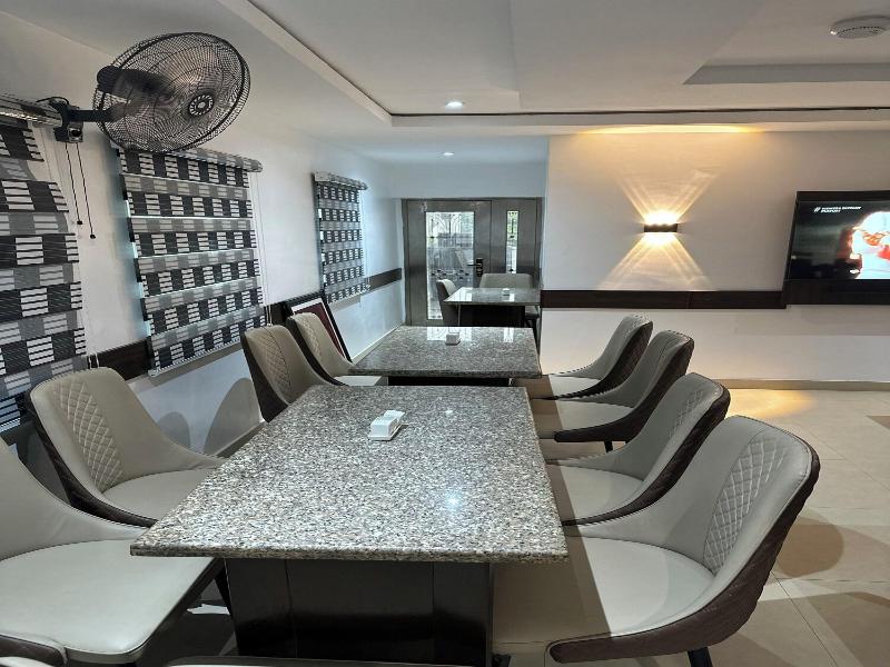 Foramot Suite image