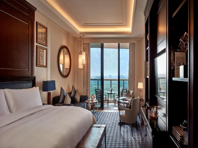 DOUBLE CLUB KING BED