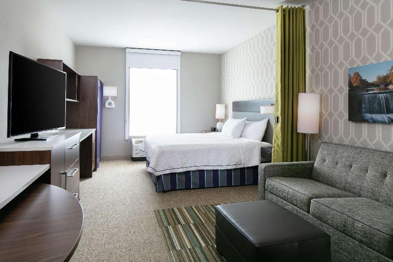Home2 Suites by Hilton Menomonee Falls Milwaukee