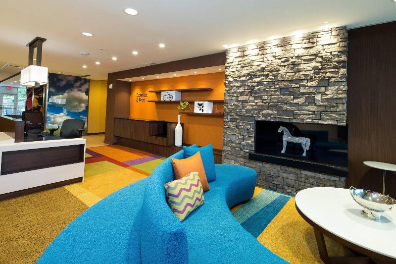 Fairfield Inn & Suites Detroit Macomb image