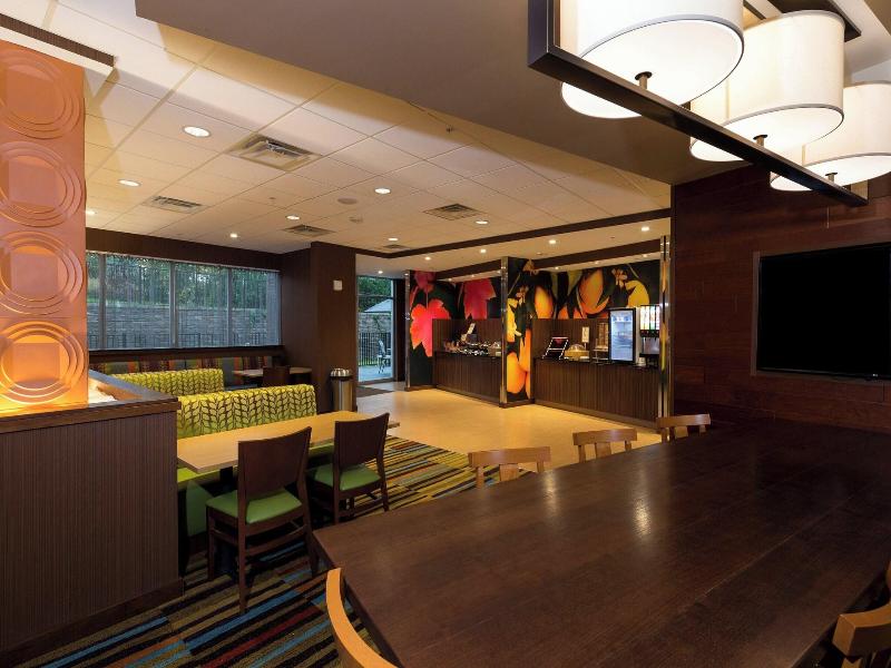 Fairfield Inn & Suites Detroit Macomb image