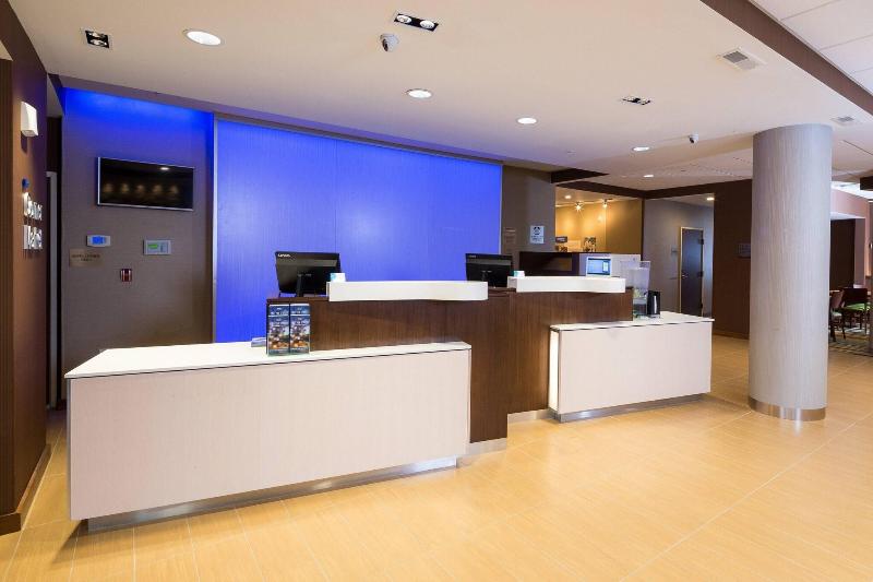Fairfield Inn & Suites Detroit Macomb image
