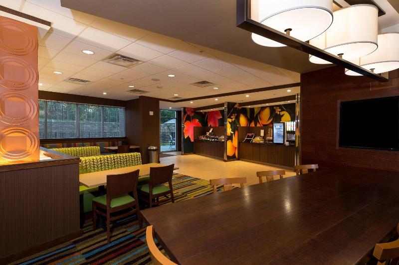 Fairfield Inn & Suites Detroit Macomb image